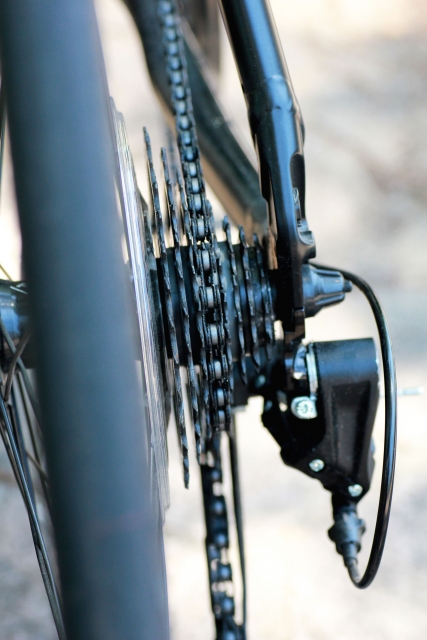 自転車タイヤとチェーン、走行距離は寿命の目安にならない？